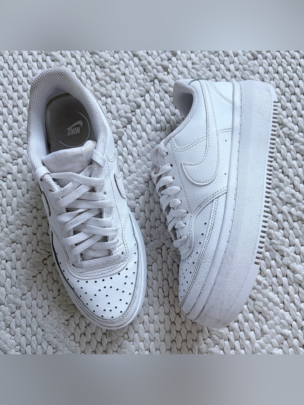 NIKE Court Vision Alta Platform Triple White Sneakers Womens Size 8 GUC